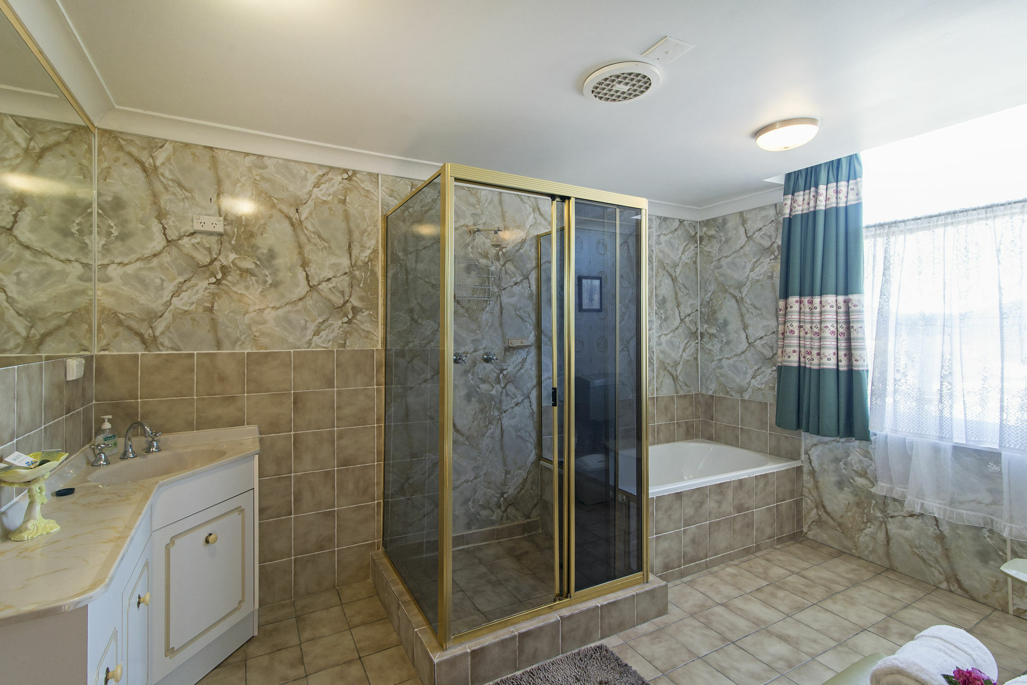 Stannum House Bed & Breakfast Тентърфилд Екстериор снимка